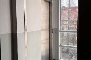 "Über den Dächern Leipzigs: Freie Wohnung im 3. OG mit Balkon & neuem Parkett" – Dimpfelstraße 47, 4347 Schönefeld-Abtnaundorf, Leipzig – Vorschaubild 4