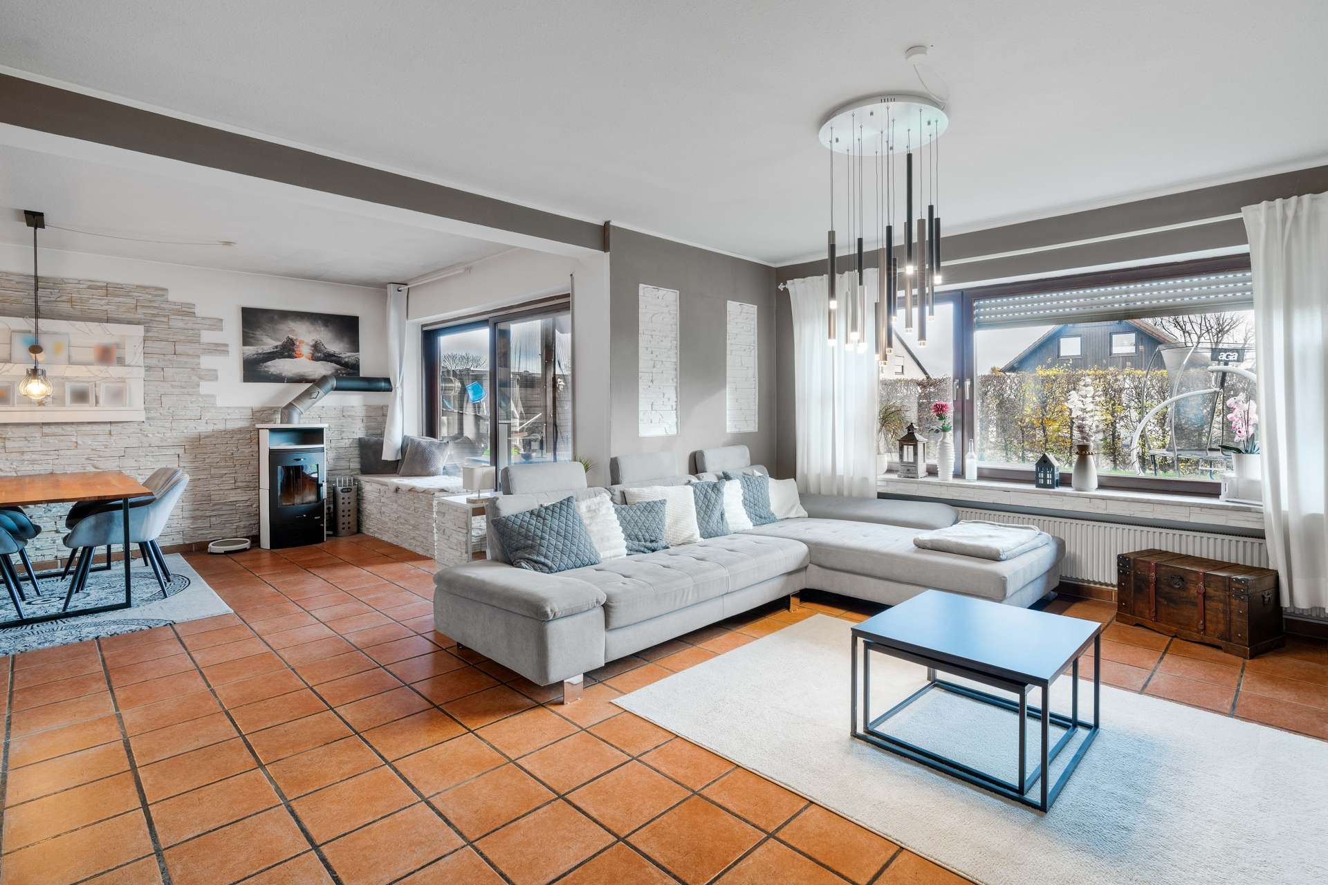 Immobilie in Balzheim - WOHNTRAUM MIT POOL UND EINLIEGEROPTION - Bild 8