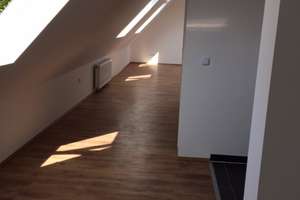 Sehr schönes DG Appartement in grüner Oase – Taubenstraße 24, 42699 Ohligs/Aufderhöhe/Merscheid, Solingen – Vorschaubild 2