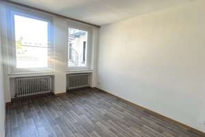 Renovierte zentral gelegene Wohnung 1. Obergeschoss – Die vollständige Adresse der Immobilie erhältst du vom Anbieter., 47798 Cracau, Krefeld – Vorschaubild 4