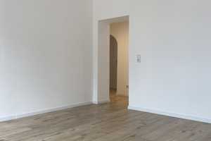 *** Helle 2 Zimmer Wohnung im 2 OG *** – Kreuzstr. 64-64a, 42277 Wuppertal – Vorschaubild 4