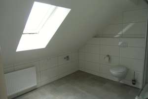 Exklusive, gepflegte 2-Zimmer-Dachgeschosswohnung mit Terrasse und Garten in Osnabrück – Akazienstraße 16, 49088 Dodesheide, Osnabrück – Vorschaubild 6