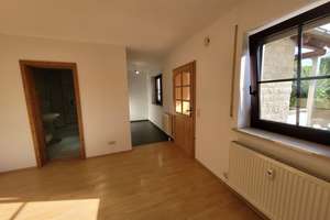 Für eine Familie oder auch für drei Parteien! Alle Möglichkeiten offen! – In der Beund 3, 97268 Kirchheim – Vorschaubild 40