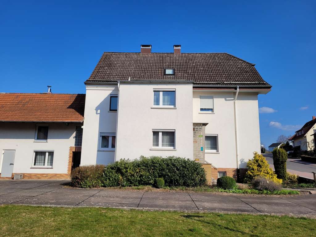Immobilie in Hohenroda - WEITLÄUFIG!!! Ein- Zweifamilienwohnhaus mit Zwischenbau, Scheune und 8206 m² Grdst. - Bild 3