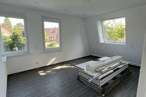Erstbezug nach hochwertiger Renovierung – Stilvolle 4-Zimmer-Altbauwohnung mit Blick über Feuerbach – Die vollständige Adresse der Immobilie erhältst du vom Anbieter., 70469 Feuerbach-Mitte, Stuttgart – Vorschaubild 4