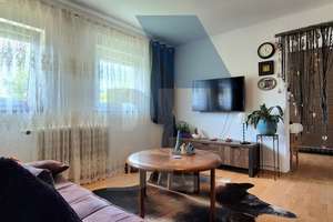 Zweifamilienhaus mit Gartenidylle und zwei Wohneinheiten – vielseitig nutzbar – Die vollständige Adresse der Immobilie erhältst du vom Anbieter., 71560 Sulzbach an der Murr – Vorschaubild 9