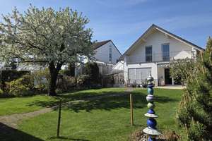 Freistehendes Haus in ruhiger Feld-/Waldranlage bei Schloss Wolfsgarten mit schönem Garen