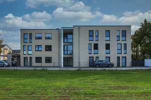 Moers-Kapellen / 2. OG / Carport / Einbauküche / Aufzug – Die vollständige Adresse der Immobilie erhältst du vom Anbieter., 47447 Achterathsfeld, Moers – Vorschaubild 2