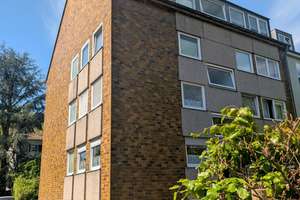 Helle 2-Zimmerwohnung mit Stellplatz in zentraler Lage von Köln-Holweide