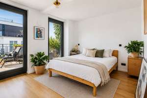 Bezugsfrei: 3-Zi-Penthousewohnung mit 2 Balkonen nahe Märkischen Ufer – Die vollständige Adresse der Immobilie erhältst du vom Anbieter., 10179 Mitte (Ortsteil), Berlin – Vorschaubild 6