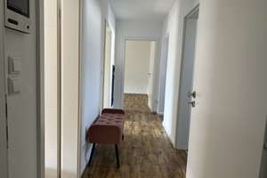 Wunderschöne und gemütliche 3,5 Zi.-Wohnung mit Stellplatz und Gartenanteil in Stuttgart-Vaihingen