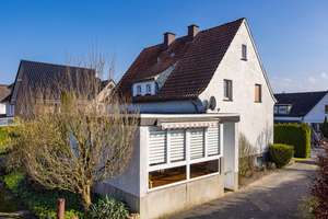 Familienfreundlich in guter Wohnlage! 
Zweifamilienhaus mit Potenzial – Die vollständige Adresse der Immobilie erhältst du vom Anbieter., 33689 Sennestadt, Bielefeld – Vorschaubild 18
