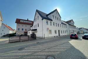 Reutlingen, Zentrumslage, 3,5 -Zimmerwohnung in kleinem Wohn-Geschäftshaus