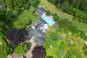 Top-Villenanwesen mit Pool & Park-Grundstück! Garden-Lounge-House! 4 Bäder! 2 Doppel-Garagen! – Duisburg – Vorschaubild 38