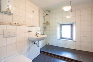 Charmantes Bruchsteinhaus mit zwei Wohneinheiten, großem Garten und vielseitigen Nutzungsmöglichke – Die vollständige Adresse der Immobilie erhältst du vom Anbieter., 52223 Stolberg (Rheinland) – Vorschaubild 49