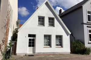 Kleines Einfamilienhaus im Herzen von Cuxhaven – Die vollständige Adresse der Immobilie erhältst du vom Anbieter., 27472 Cuxhaven – Vorschaubild 2