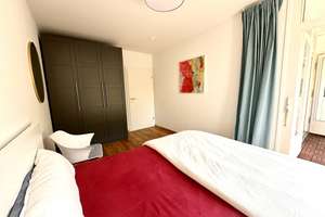 Zentrale & kernsanierte 3-Zimmer-Wohnung mit Loggia und Blick ins Grüne (befristet) – Kleiststr 38A, 10787 Schöneberg, Berlin – Vorschaubild 2