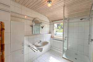 Viel Raum für Ihre Wohnideen! Charmantes Reihenendhaus mit Garten und Garage in Hanglage – 78570 Mühlheim an der Donau – Vorschaubild 14
