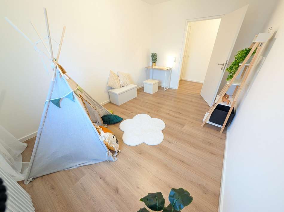 Kinder- / Arbeitszimmer