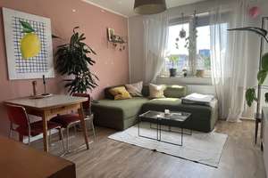 Helle 3-Zimmer-Wohnung mit Süd-Balkon in zentraler Lage