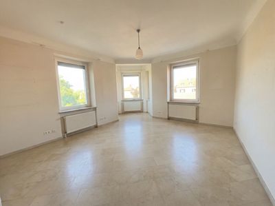 Wohnen am Park: Großzügige 4-Zimmer-Wohnung in Nürnberg / WG geeignet / U1 Nähe