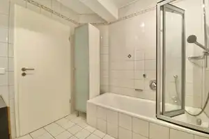 Property thumbnail 9