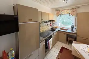 NÜRNBERG-ALTENFURT: GEPFLEGTE 3-ZI-HOCHPARTERRE-WOHNUNG MIT GROSSER LOGGIA UND EINZELGARAGE – Nürnberg – Vorschaubild 16