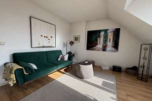 Weitblick! 2 Zimmer Dachgeschosswohnung im Herzen der Schanze – Beim Grünen Jäger 21, 20359 Sternschanze, Hamburg – Vorschaubild 1