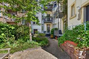 Altbau trifft Moderne - attraktive 4-Zimmer-Wohnung in denkmalgeschütztem Haus in zentraler Lage – Die vollständige Adresse der Immobilie erhältst du vom Anbieter., 76133 Südweststadt, Karlsruhe – Vorschaubild 16