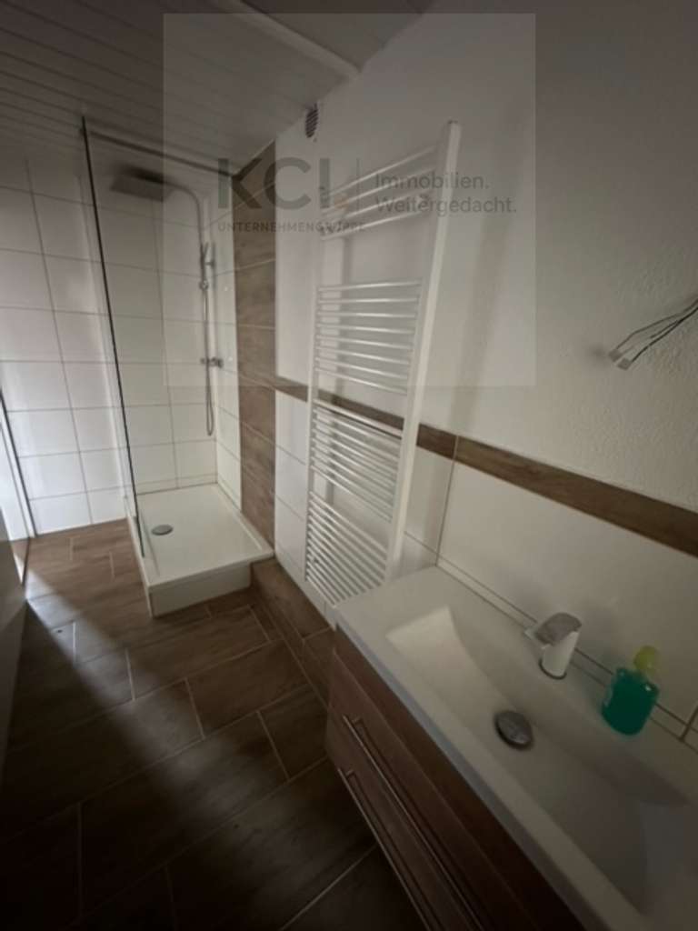 Immobilie in Großalmerode - Großzügiges Zweifamilienhaus In Laudenbach - Entfalten Sie Ihr Potenzial - Bild 4