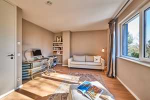 Property thumbnail 9