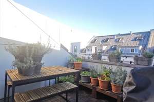 Traumhafte Dachgeschosswohnung mit Dachterrasse und EBK in Milbertshofen – Piccoloministr. 2, 80807 Milbertshofen, München – Vorschaubild 4