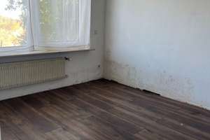 Das Anwesen ist günstig im Einkauf da eine Vollsanierung ansteht. – Die vollständige Adresse der Immobilie erhältst du vom Anbieter., 89584 Ehingen (Donau) – Vorschaubild 32