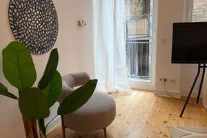 A Hidden Gem in Wiesbaden -Stylish Living with Charming Courtyard Flair – Die vollständige Adresse der Immobilie erhältst du vom Anbieter., 65185 Mitte, Wiesbaden – Vorschaubild 11