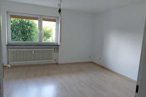 Charmante  2 Zimmer EG Wohnung in Wiesbaden-Auringen