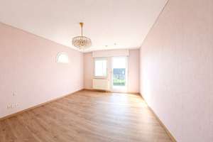 Wohnen mit Weitblick: Großzügige 4-Zimmer-Wohnung mit Galerie, Wintergarten & Südbalkon – Die vollständige Adresse der Immobilie erhältst du vom Anbieter., 71263 Weil der Stadt – Vorschaubild 10