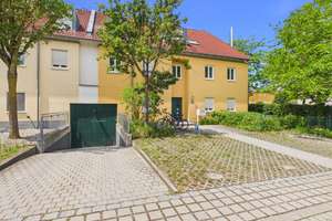 4-Zimmer-Wohnung mit attraktiver Raumaufteilung in kleiner Wohnanlage nahe dem Klinikum Ingolstadt! – Die vollständige Adresse der Immobilie erhältst du vom Anbieter., 85049 Friedrichshofen-Hollerstauden, Ingolstadt – Vorschaubild 3