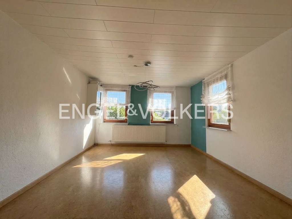 Immobilie in Böbingen an der Rems - Solides MFH mit Altbaucharme & Sanierungsbedarf in Böbingen - Bild 2