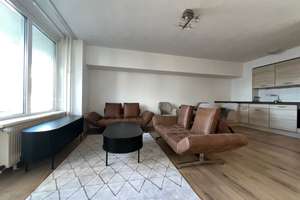 Möblierte  Wohnung  im 8. OG  - Balkon & Blick aufs Berliner Schloss – Die vollständige Adresse der Immobilie erhältst du vom Anbieter., 10117 Mitte (Ortsteil), Berlin – Vorschaubild 3