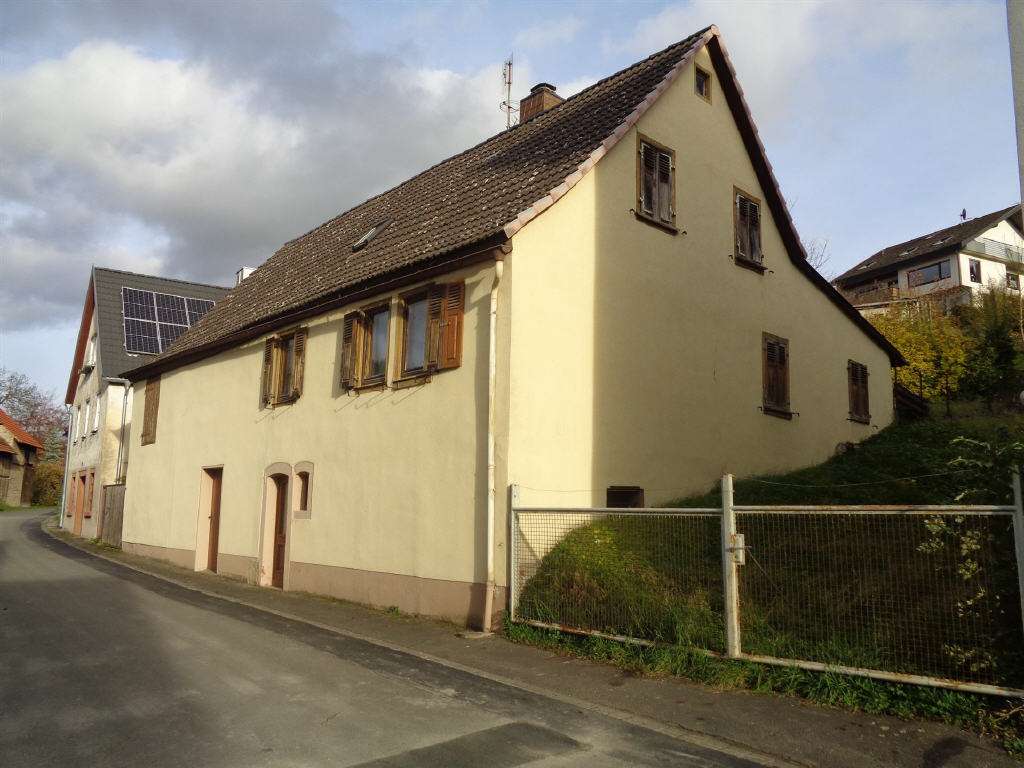 Homburg: kleines Häuschen mit Nebenflächen für Bastler!, Main Spessart Kreis – Bild 1