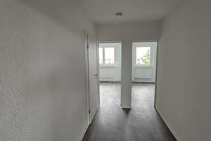 Blick zum Dom *Wohnberechtigungsschein erforderlich* – Am Stadtblick 20, 39128 Neustädter Feld, Magdeburg – Vorschaubild 12