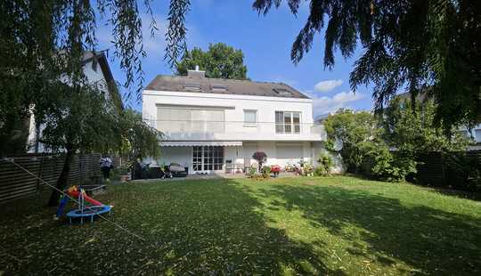 Bild von Dreifamilienhaus oder 3 einzelne Wohnungen  - Sie haben die Wahl