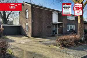 Große Doppelhaushälfte mit Balkon und Garten I Garage – Wesel (Kreis) – Vorschaubild 1
