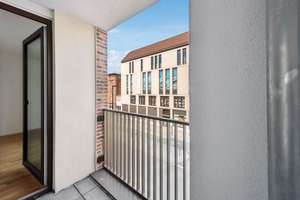 Attraktive 3-Zimmer-Wohnung mit Loggia und Balkon im Zentrum von Kiel – Andreas-Gayk-Straße 5, 24103 Vorstadt, Kiel – Vorschaubild 4
