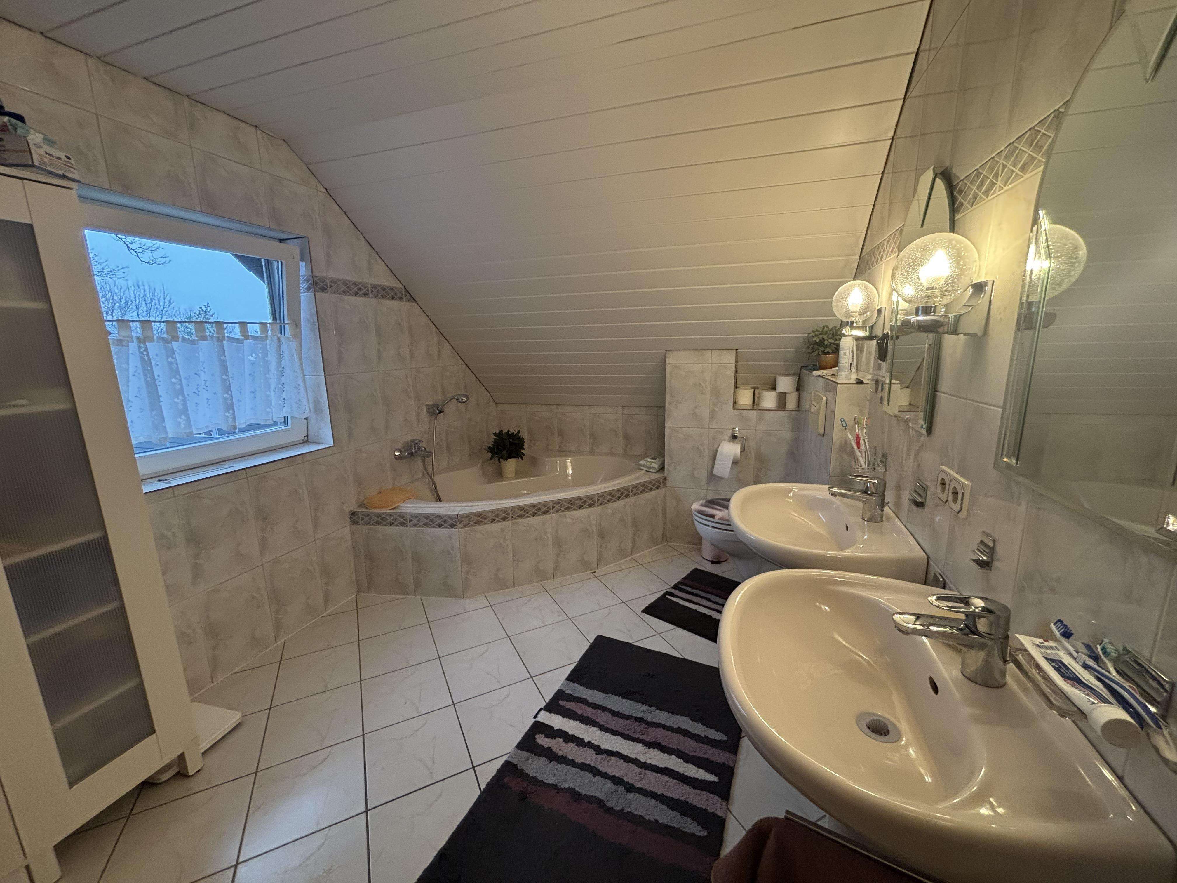 Immobilie in Reichshof - Hier werden Sie sich wohlfühlen! - Bild 2