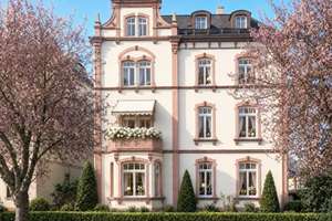 Gründerzeit trifft Moderne: 2-Zi.-Gartenwohnung in stilvoll sanierter Villa in Friedbergs Toplage � – Die vollständige Adresse der Immobilie erhältst du vom Anbieter., 61169 Friedberg (Hessen) – Vorschaubild 3