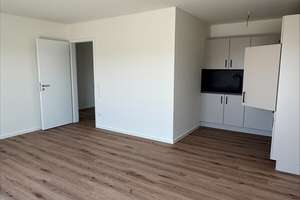 Praktisch geschnittene 2-Zimmer Wohnung mit Einbauküche zur Miete !