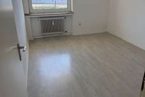 Lebendig wohnen in Köln: 3-Zimmer-Wohnung in Ossendorf – Margaretastraße 62, 50827 Ossendorf, Köln – Vorschaubild 3