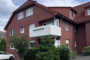 Großzügige Dachgeschosswohnung in zentraler Lage – Die vollständige Adresse der Immobilie erhältst du vom Anbieter., 31848 Bad Münder am Deister – Vorschaubild 2
