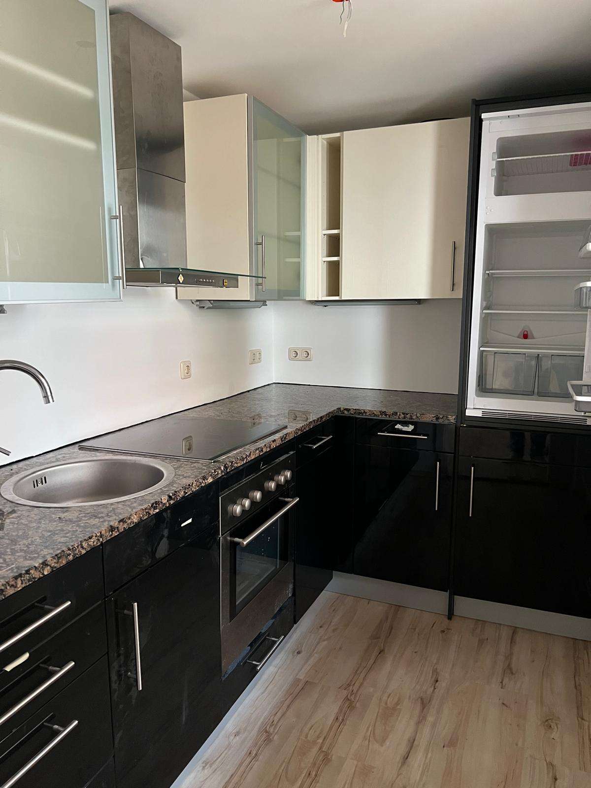 Immobilie in Obertraubling - Denkmalgeschützte 2 ZKB Wohnung im Wasserschloss Gebelkofen - Bild 3